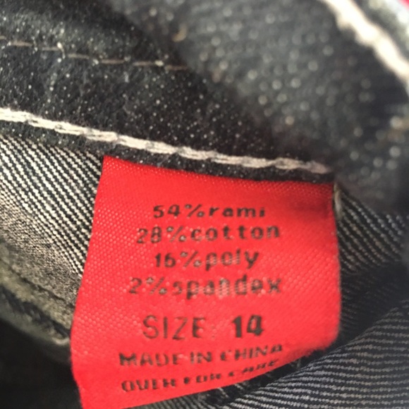 Eighty Eight Perfect Jean shorts - Picture 6 of 6